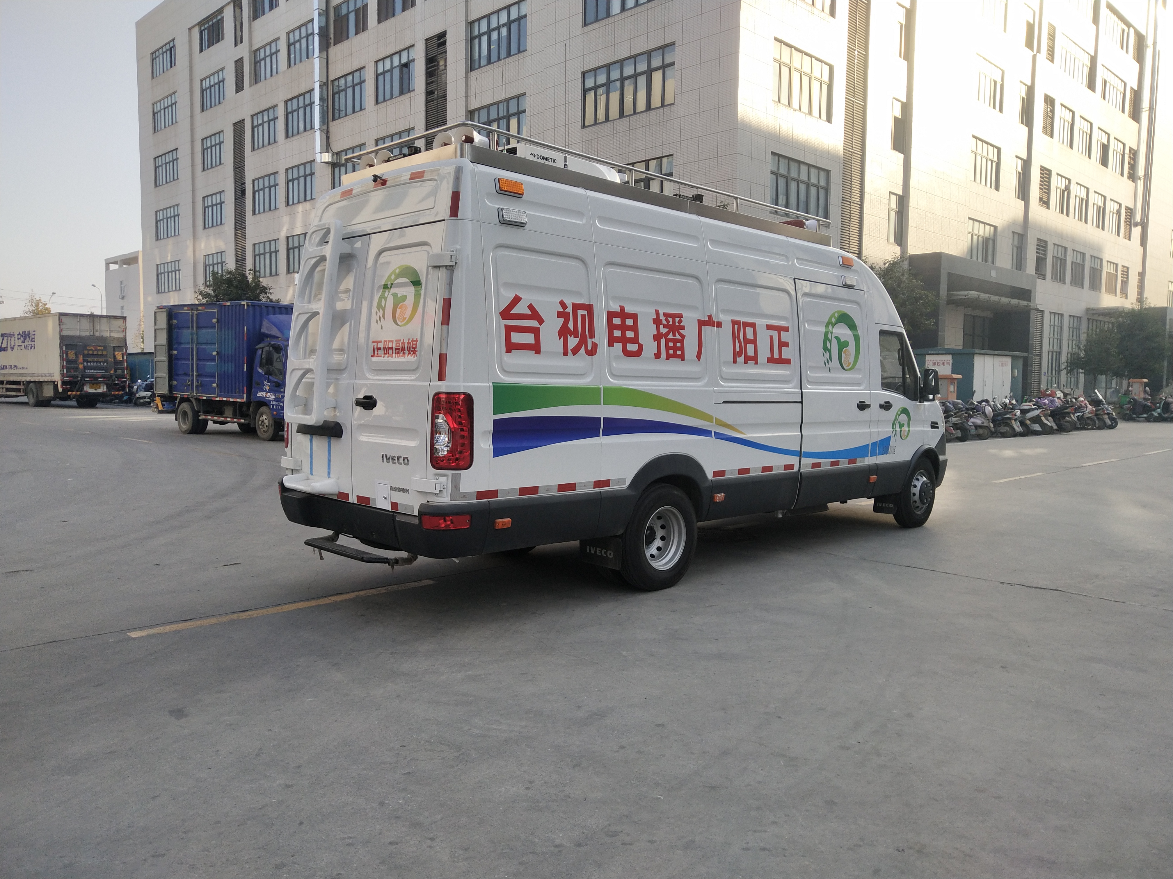 中科融媒体电视转播车